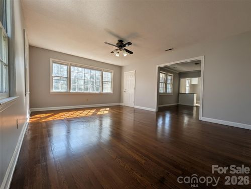 118 Brown St, Lake City, SC, 29560-2320 | Card Image