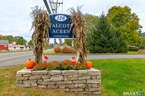 8e-126 Hopmeadow Street, Simsbury, CT, 06089 | Card Image