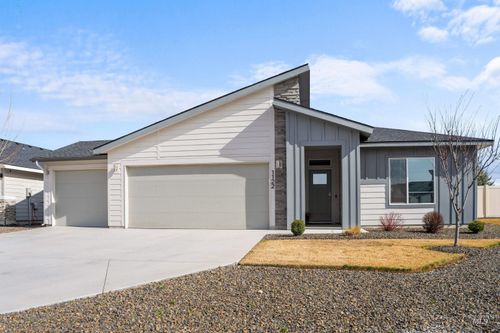 1122 N Madagascar Ave, Star, ID, 83669-6271 | Card Image