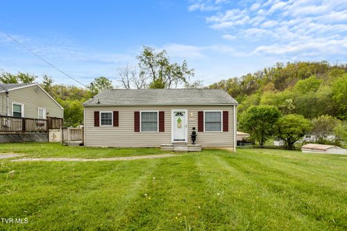 2344 Anderson St, Bristol, TN, 37620-1804 | Card Image