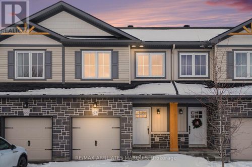 97 Whitcomb Cres, Smiths Falls, ON, K7A0C1 | Card Image