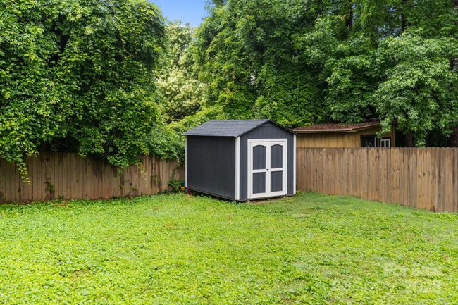 5008 Unaka Ave, House other with 3 bedrooms, 2 bathrooms and null parking in Charlotte NC | Image 28