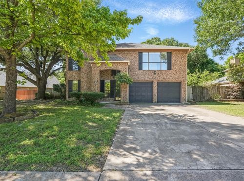 521 Bent Creek Dr, Garland, TX, 75040-1110 | Card Image