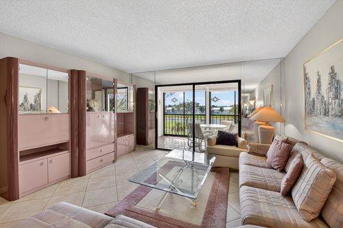 203-14476 Amberly Ln, Delray Beach, FL, 33446-2965 | Card Image