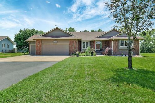 2005 E Pine Bay St, Wichita, KS, 67216 | Card Image