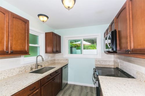 2401-2021 Noke St, Kailua, HI, 96734 | Card Image