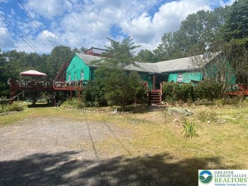 75 Coyote Dr, Jim Thorpe, PA, 18229-2806 | Card Image