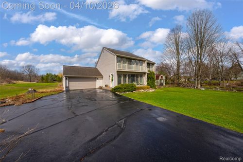 8794 Miller Rd, Clarkston, MI, 48348-2544 | Card Image