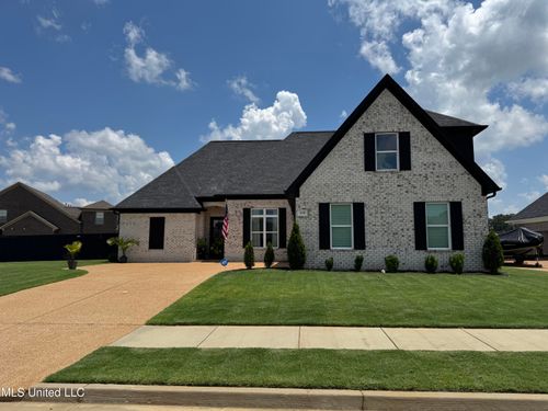 3158 Summer Ave, Hernando, MS, 38632-1006 | Card Image