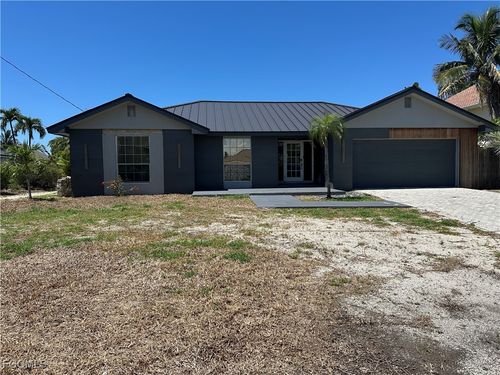 888 Limpet Dr, SANIBEL, FL, 33957-3806 | Card Image