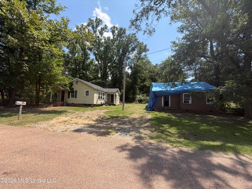 302 Munsterman Ave, Pelahatchie, MS, 39145-3089 | Card Image