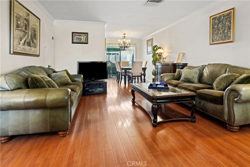 3-17041 Roscoe Blvd, Northridge, CA, 91325-5204 | Card Image