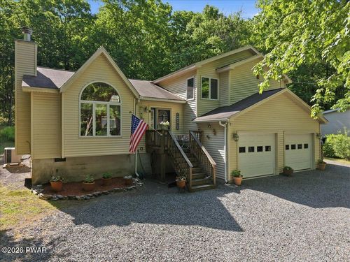 808 Woodland Court, Lords Valley, PA, 18428 | Card Image
