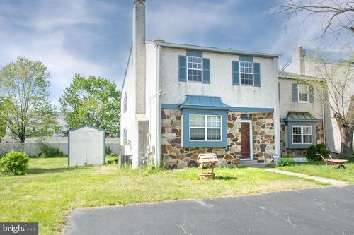 284 Lawndale Ave, KING OF PRUSSIA, PA, 19406-3665 | Card Image