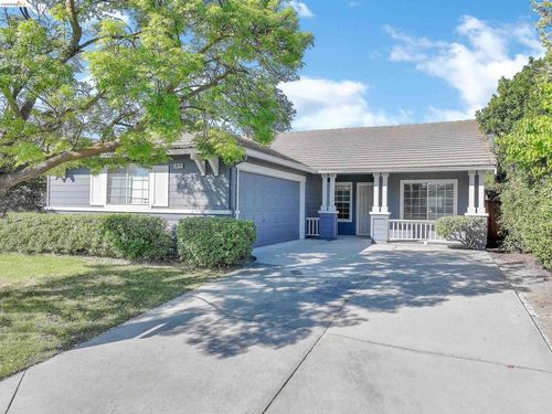 3879 Harvest Cir, Oakley, CA, 94561-4313 | Card Image