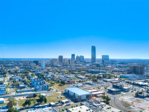 1215 Nw 8th St, Oklahoma City, OK, 73106-7005 | Card Image