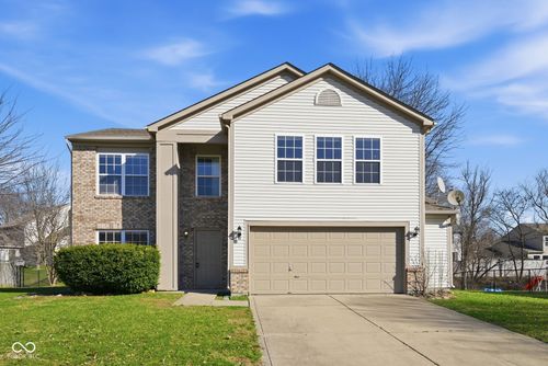4324 Blue Spruce Court, Greenwood, IN, 46143 | Card Image