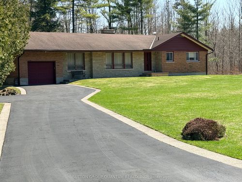 506 Concession Rd 11, Freelton, ON, L8B1J1 | Card Image