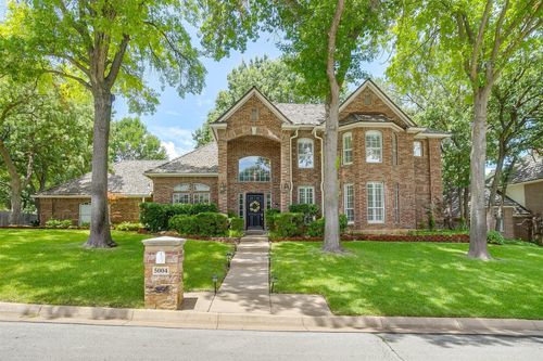5004 Bridgewater Dr, Arlington, TX, 76017-2777 | Card Image
