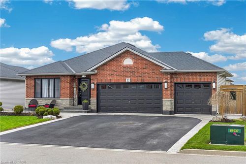 22 Linda Cres, Hagersville, ON, N0A1H0 | Card Image