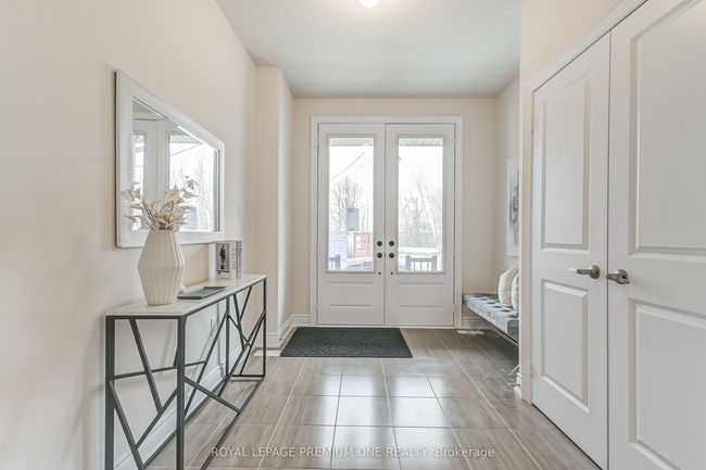 128 Thule St, House attached with 3 bedrooms, 3 bathrooms and 1 parking in Vaughan ON | Image 5