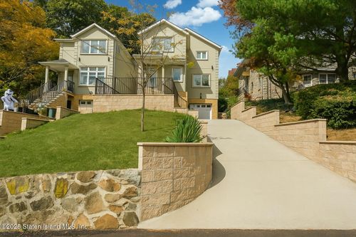 70 Cedar Ter, Staten Island, NY, 10304-1702 | Card Image