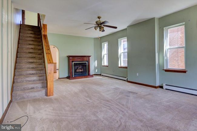 323 Spring St, Home with 2 bedrooms, 2 bathrooms and null parking in ROYERSFORD PA | Image 5
