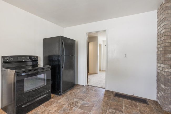 405 W 5 Th St, House other with 3 bedrooms, 2 bathrooms and null parking in Sprague WA | Image 5