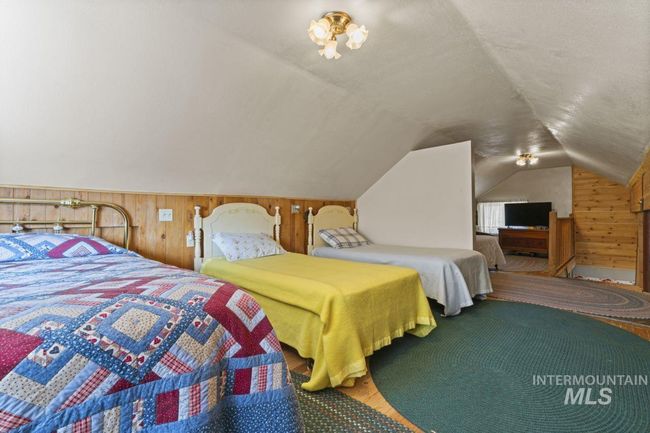 739 S Main St, House other with 3 bedrooms, 1 bathrooms and 1 parking in Cascade ID | Image 25