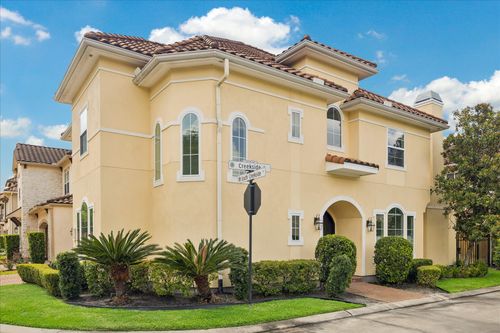 86 S Creekside Ct, Houston, TX, 77055-7543 | Card Image