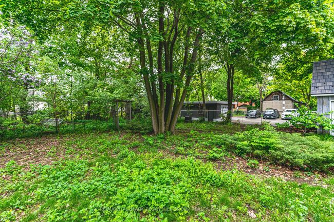 210 Bradford St, Home with 0 bedrooms, 1 bathrooms and 4 parking in Barrie ON | Image 21