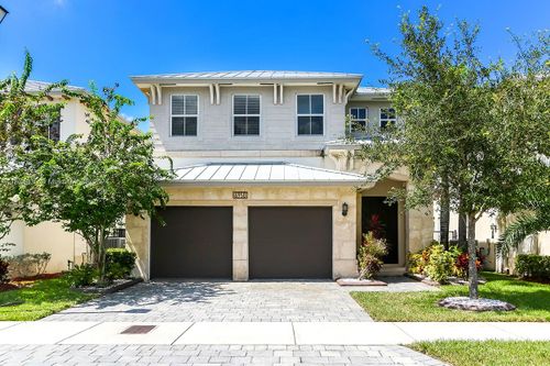 6950 Nw 104th Ct, Medley, FL, 33178-3243 | Card Image