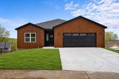 157 S Shining Mountain Dr, Cape Fair, MO, 65624-9653 | Card Image