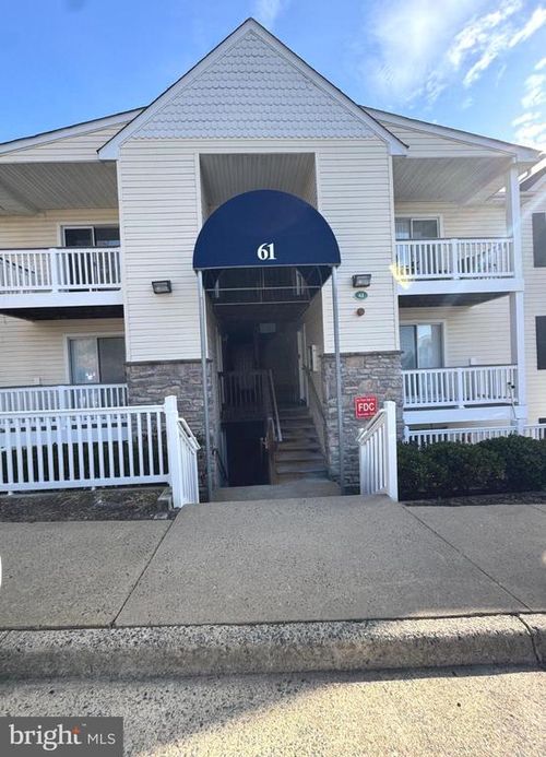 apt-301-61 Fern Oak Cir, STAFFORD, VA, 22554-8463 | Card Image