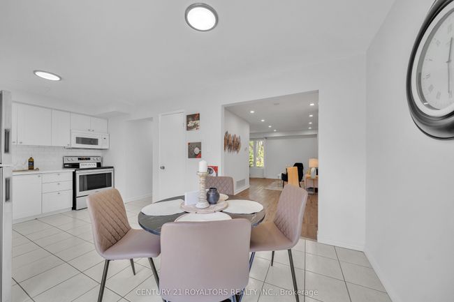 19 Palmer Dr, House other with 4 bedrooms, 3 bathrooms and 4 parking in Ajax ON | Image 16