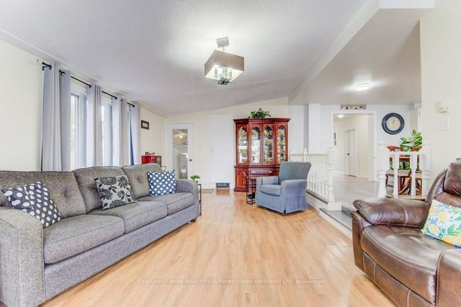 27 Station St, House other with 3 bedrooms, 2 bathrooms and 1 parking in Tavistock ON | Image 28