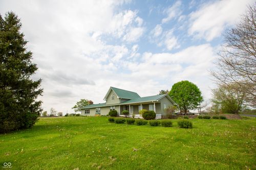 8335 N 750 W, Fairland, IN, 46126-9510 | Card Image