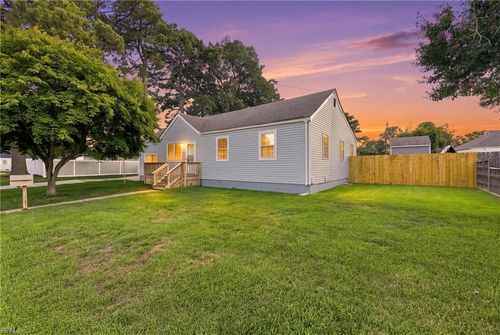 3513 Waycross Rd, Norfolk, VA, 23513-1641 | Card Image