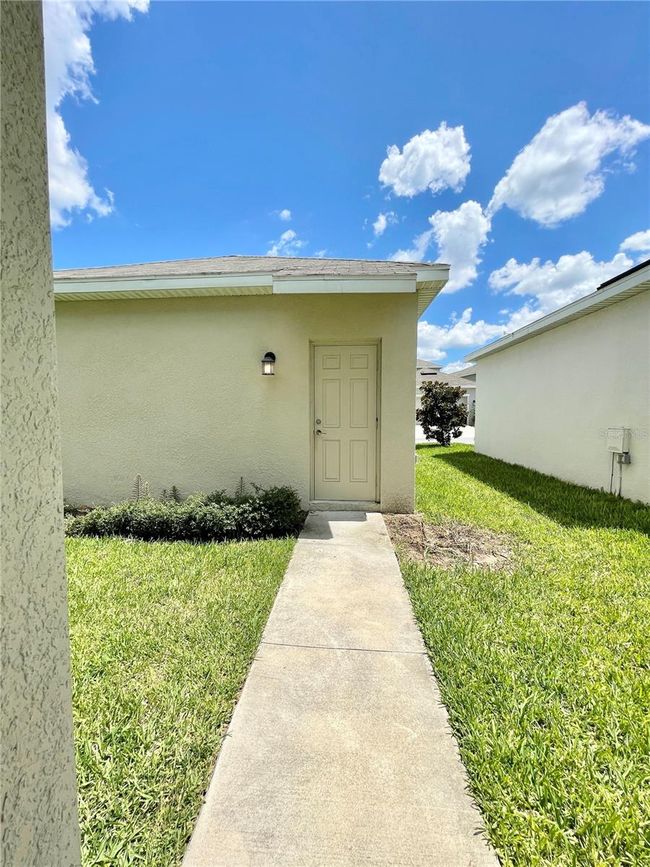 15233 - 15133 Book Club Road, House other with 4 bedrooms, 3 bathrooms and null parking in Winter Garden FL | Image 16