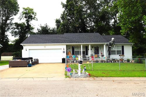 560 Huntleigh Ct, Farmington, MO, 63640-2036 | Card Image