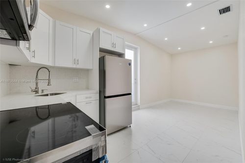 2-10421 Sw 184th St, Cutler Bay, FL, 33157-6712 | Card Image