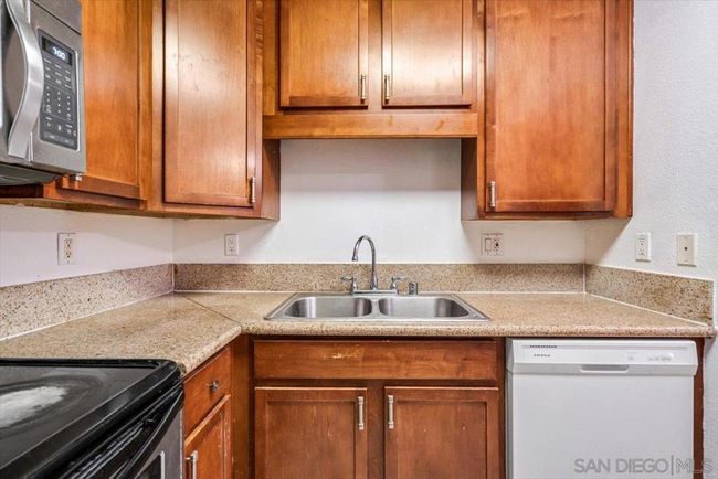 37 - 1350 N Escondido Blvd, Condo with 2 bedrooms, 2 bathrooms and 2 parking in Escondido CA | Image 12