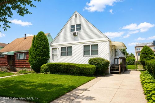 241 South Mann Avenue, Staten Island, NY, 10314 | Card Image