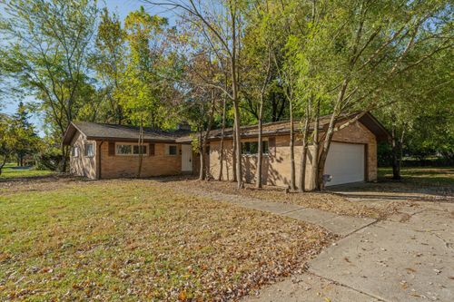 26261 La Muera St, Farmington Hills, MI, 48334-4723 | Card Image