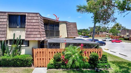 44 Springdale Cir, Palm Springs, FL, 33461-6324 | Card Image
