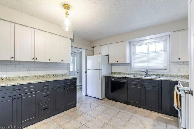 43 Briar Knoll Dr, House other with 3 bedrooms, 2 bathrooms and 4 parking in Kitchener ON | Image 11