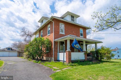 1470 S Old Bethlehem Pike, QUAKERTOWN, PA, 18951-2718 | Card Image