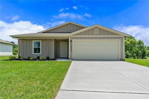 20246 W 195th Street, Spring Hill, KS, 66083 | Card Image