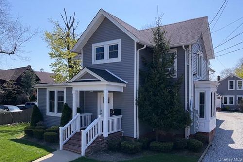 1-172 Fire Island Ave, Babylon, NY, 11702-3928 | Card Image