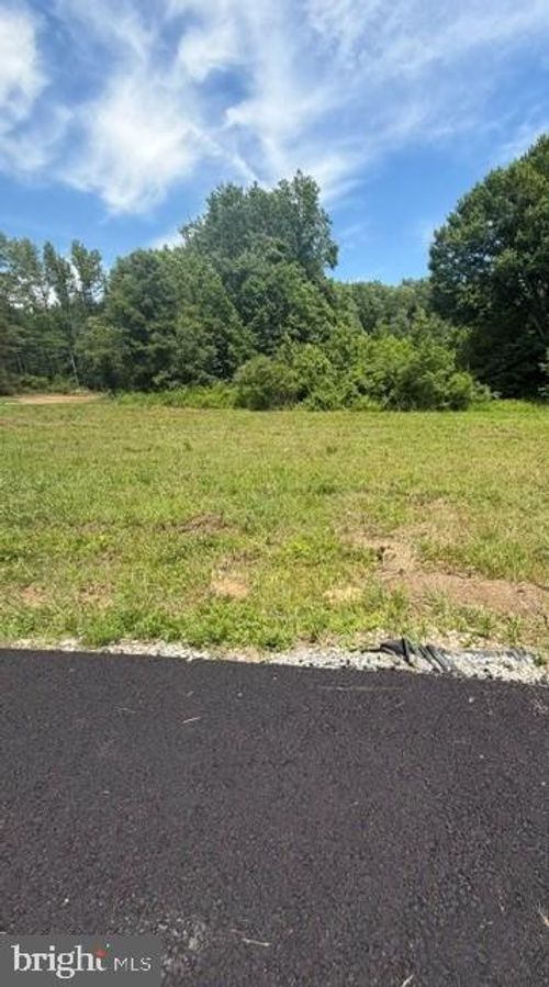 1768 Otts Chapel Rd, NEWARK, DE, 19702-2014 | Card Image